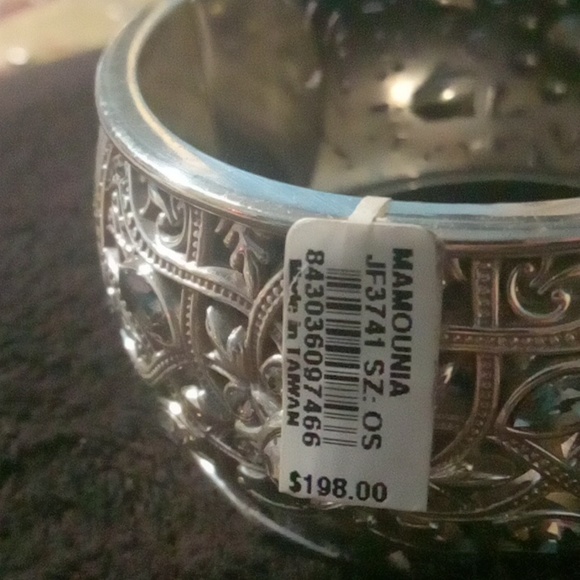 Bangle - Picture 2 of 4